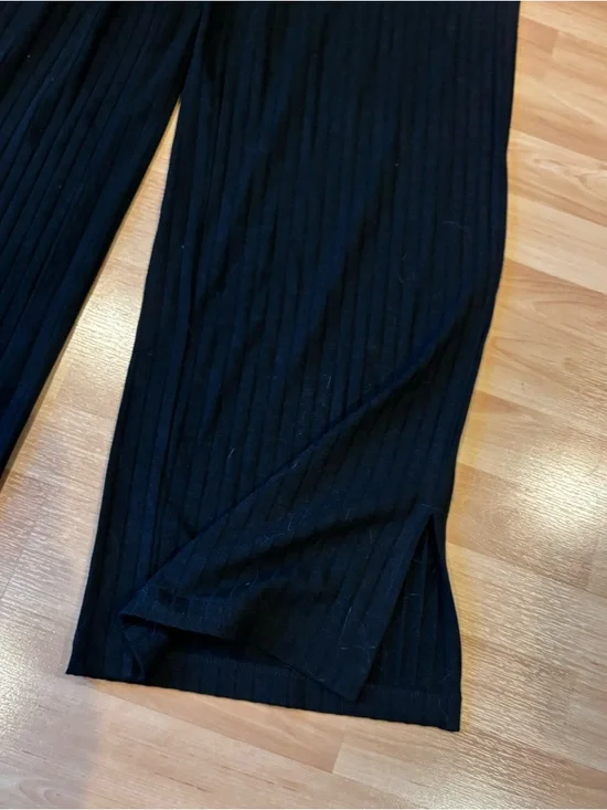 Vineyard Vines Charcoal Heather Ribbed Dreamcloth Pants - Picture 2 of 10